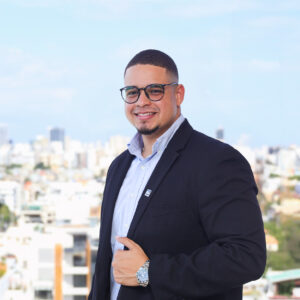 Daniel Reyes - Agente de Ventas