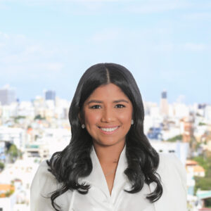 Mayra Villanueva - Ejecutiva de Ventas