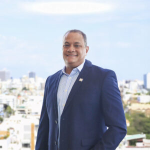 Carlos Pellerano - Ejecutivo de Ventas