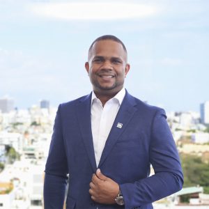 Javier Alcántara - Agente de Ventas