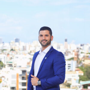 Francisco R. Canahuate - Ejecutivo de Ventas