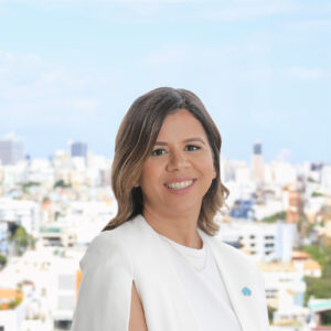 Julia Yaryura - Ejecutiva Asociada